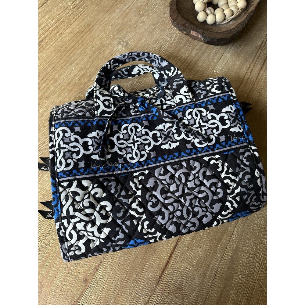 Vera Bradley Canterberry Cobalt Hanging Toiletry/Makeup Travel Bag EUC